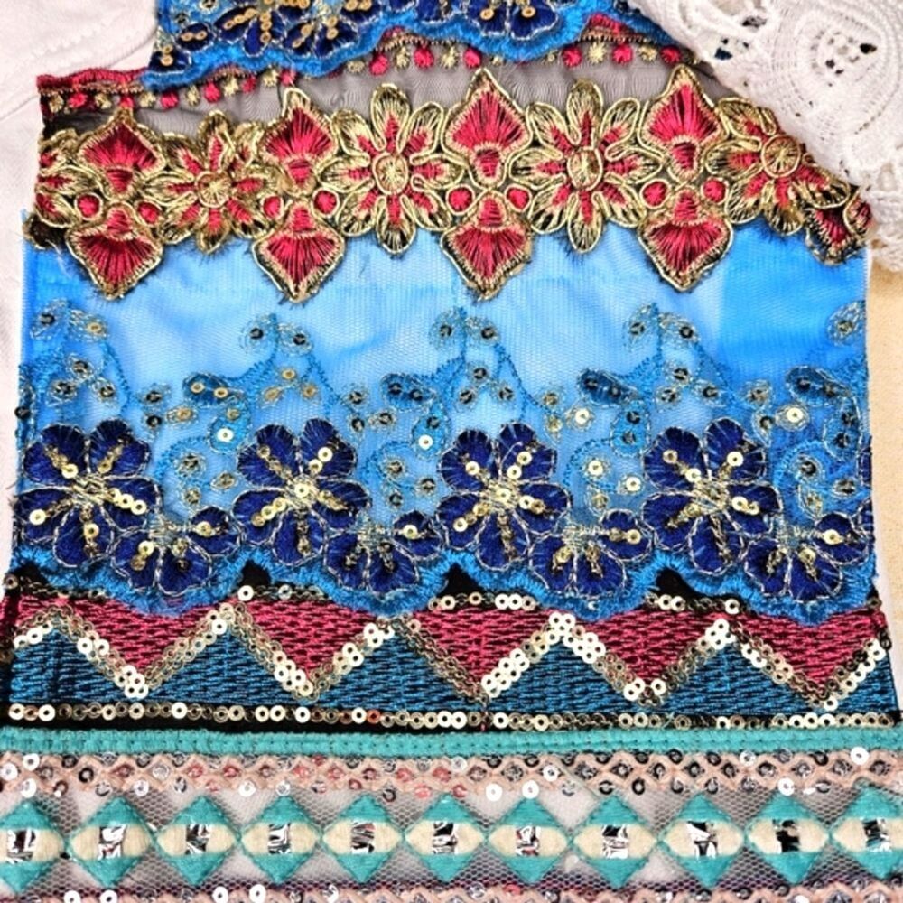 Berek Vintage White Denim Lace Sleeves Sequin Embroidered Boho Chic Jean Jacket - Picture 5 of 13